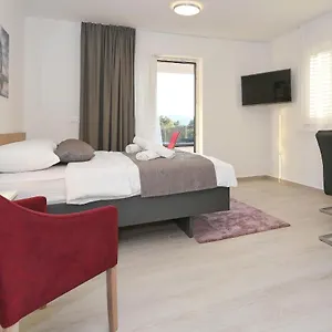  Apartment Ankora 2 With Heated Pool