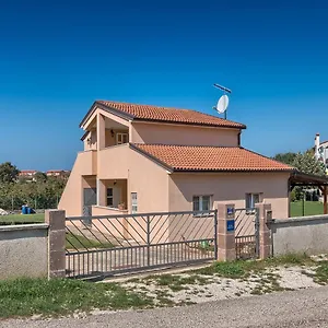 https://jendrusa-apartment.in-istria.net